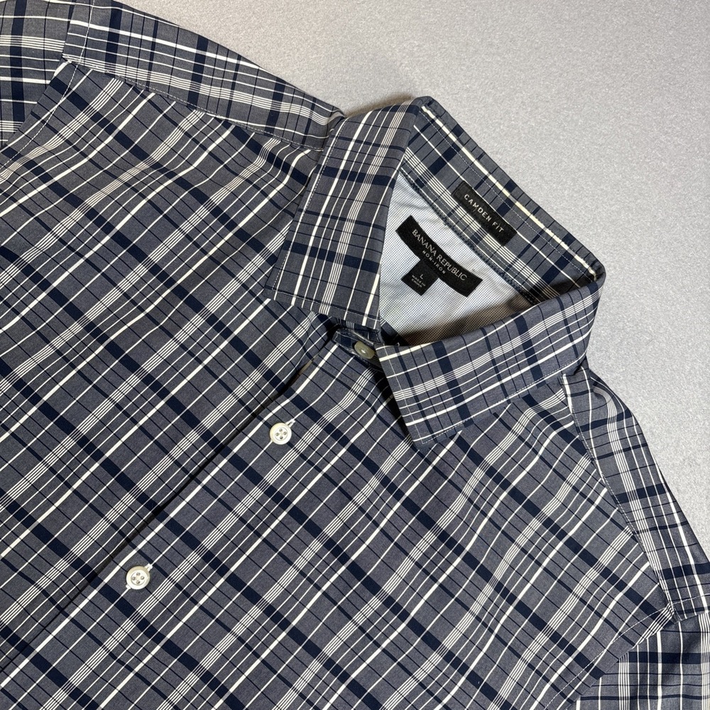 Banana Republic Button Down‎ Shirt Camden Fit Non Iron Men Size Large Geometric